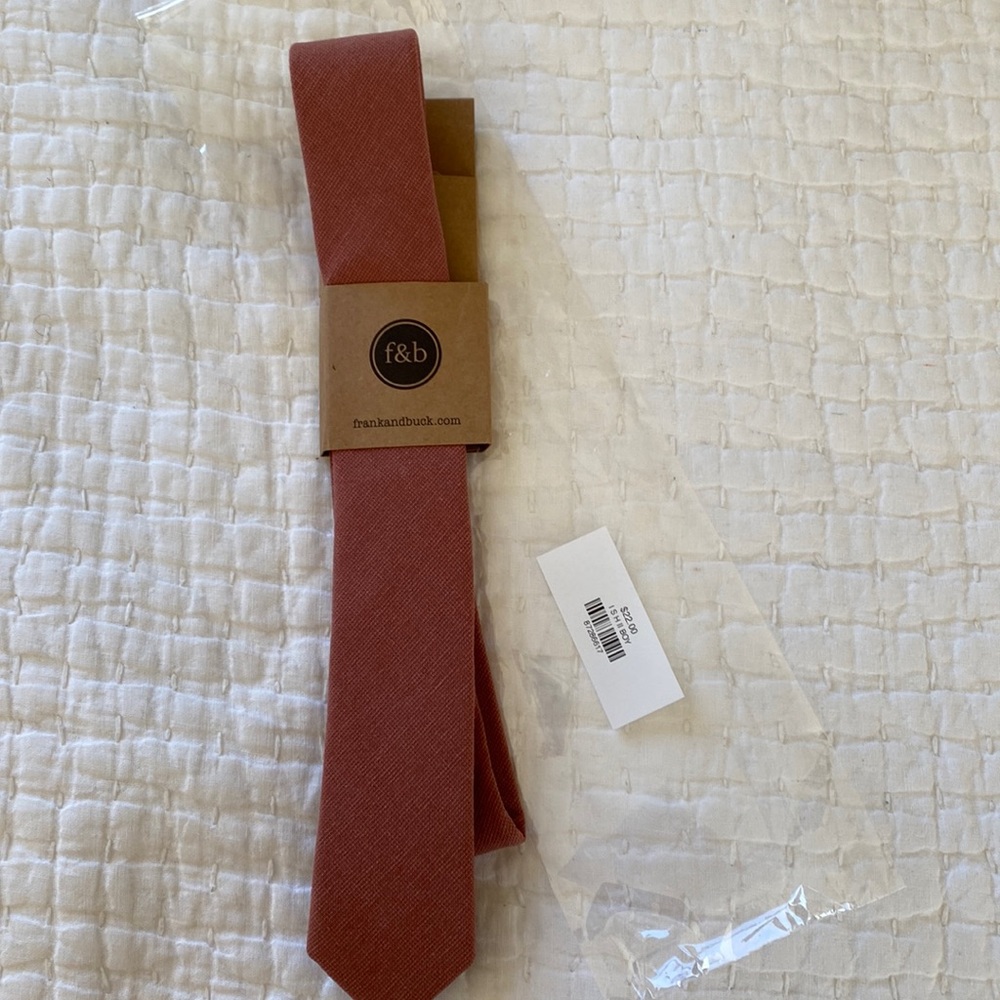 Frank and buck Blush Tie